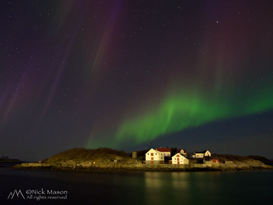 19 Northern Lights, Henningsvær